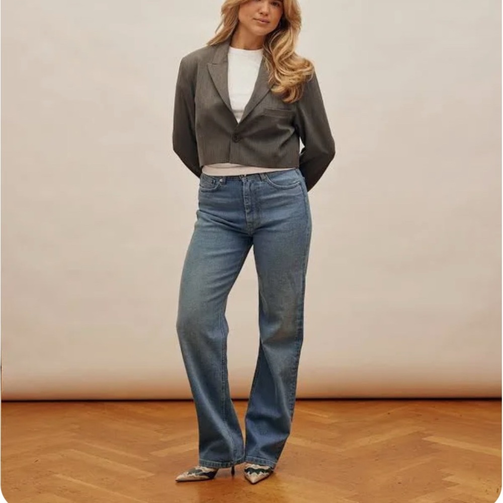 Djerf Avenue Straight Leg Jeans